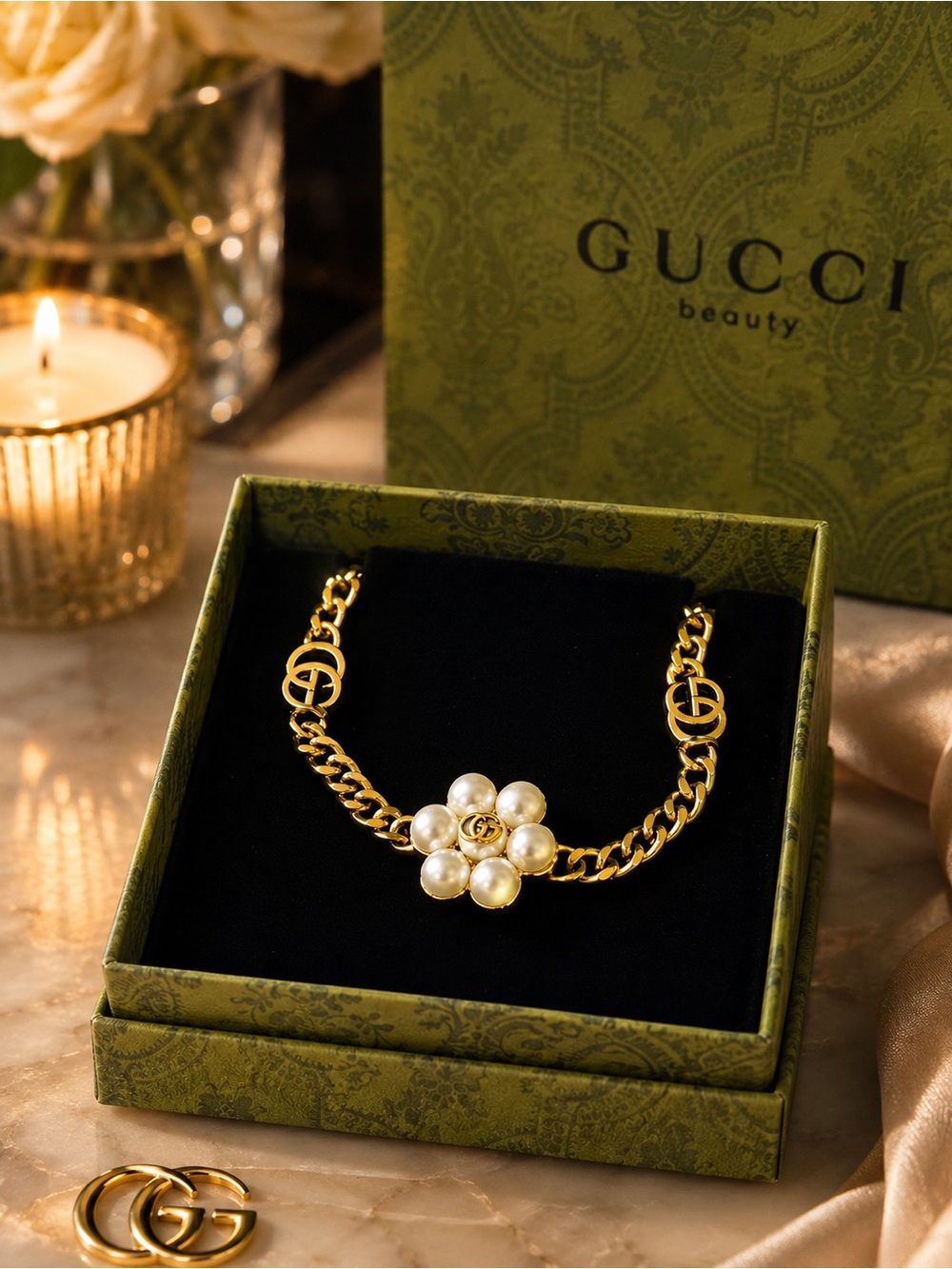 GG Gold Chain Bracelet with Pearl Flower Motif